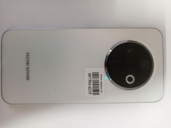 Купить TECNO Spark 30C 4/128GB (KL5n) Duos в Улан-Удэ за 4600 руб.