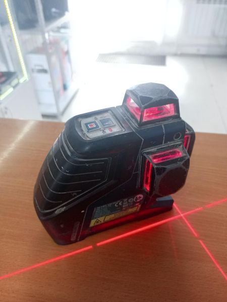 лазерный уровень (нивелир) Bosch GLL 3-80 P в Улан-Удэ