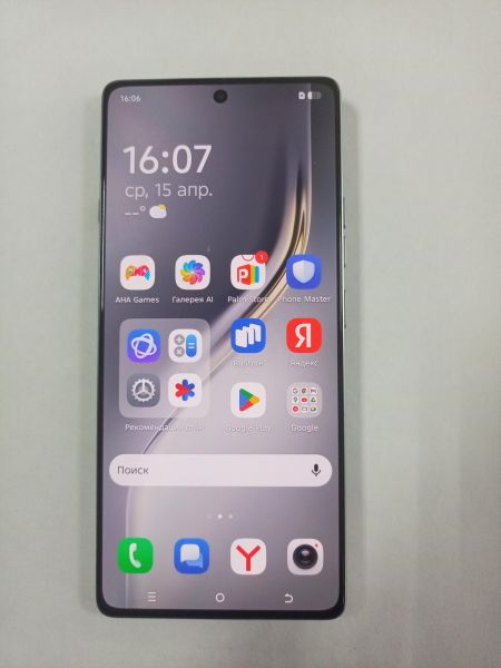 Купить TECNO Camon 40 8/256GB (CM5) Duos в Улан-Удэ за 8600 руб.