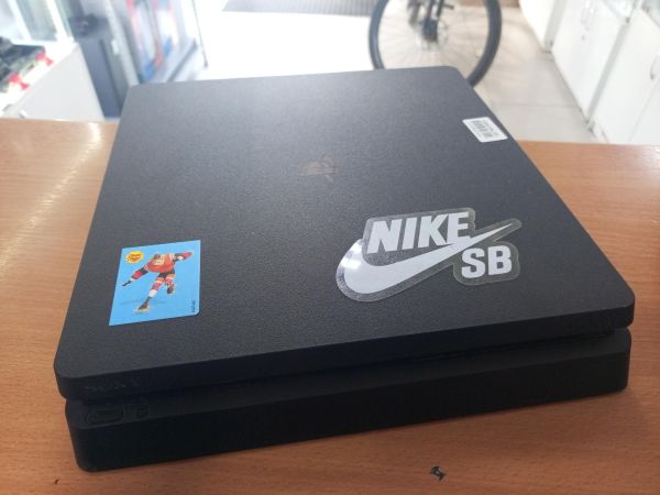 игровая приставка Sony PlayStation 4 Slim 1TB (CUH-2208B) в Улан-Удэ