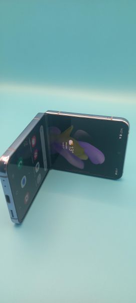Купить Samsung Galaxy Z Flip 4 8/128GB (F721B) Duos в Улан-Удэ за 34099 руб.