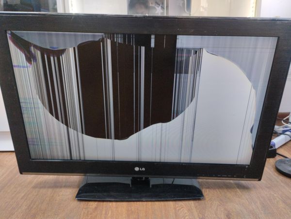 Купить LG 32CS460 в Улан-Удэ за 2300 руб.