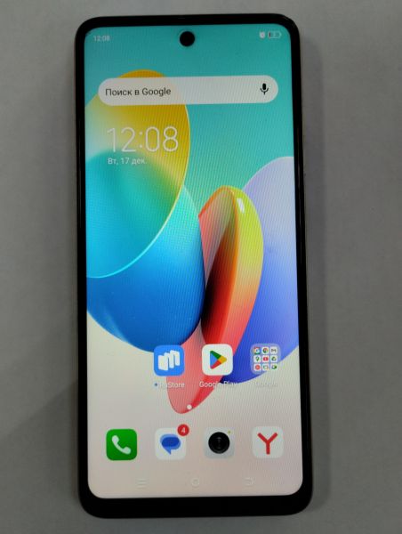 Купить TECNO Spark Go 2024 4/64GB (BG6) Duos в Улан-Удэ за 4849 руб.