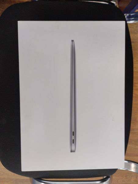 Купить Apple MacBook Air 13 2020 8/256GB (A2337) в Улан-Удэ за 48899 руб.