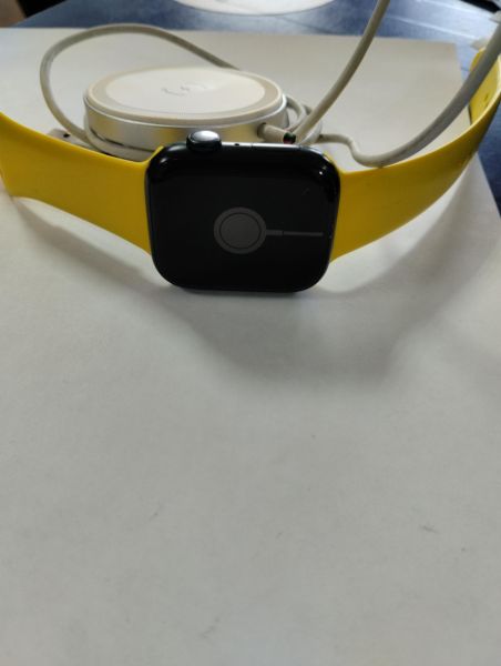 Купить Apple Watch Series 8 45mm (A2771) с СЗУ в Улан-Удэ за 16900 руб.