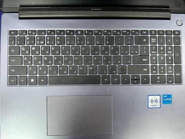Купить Huawei MateBook D 16 8/512GB (MCLF-X 53013WXD) в Улан-Удэ за 21100 руб.
