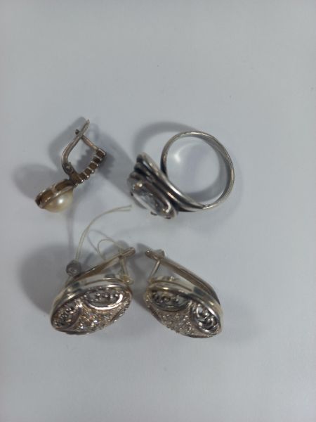 Купить Лом (Горсть) серебро 925 15,23g, вес изделия 16.98g в Улан-Удэ за 1000 руб.
