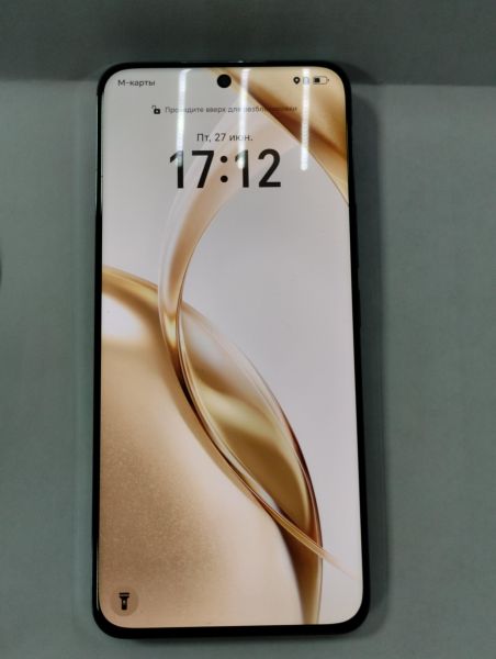 Купить Honor 200 8/256GB (ELI-NX9) Duos в Улан-Удэ за 23950 руб.