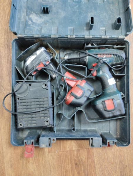 Купить Bosch GSR 12V 3 601 J95 500 с СЗУ в Улан-Удэ за 2100 руб.