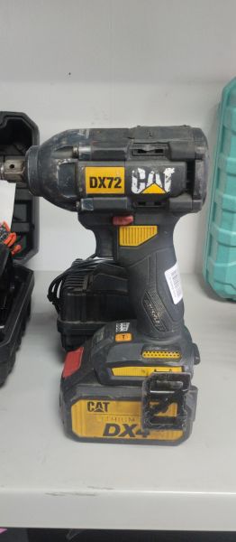 Купить CAT DX72 с СЗУ в Улан-Удэ за 10400 руб.