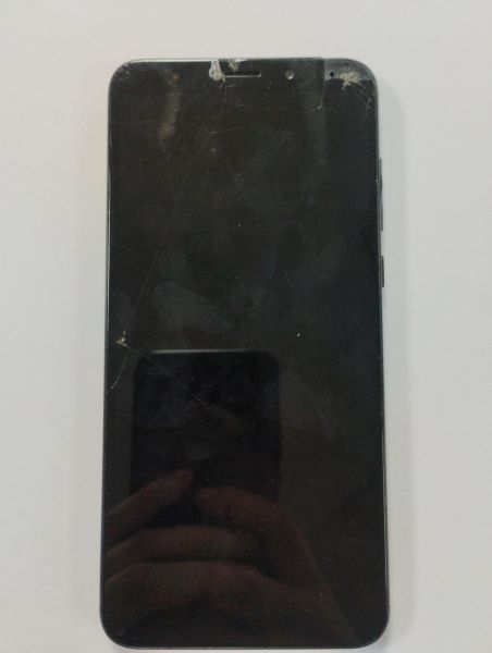 Купить Xiaomi Redmi 5 Plus 4/64GB (MEG7/MEE7) Duos в Улан-Удэ за 1400 руб.