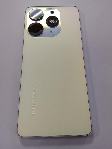 Купить TECNO Spark 10 Pro 8/128GB (KI7) Duos в Улан-Удэ за 6500 руб.