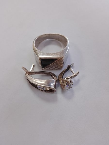 Купить Лом или горсть серебро 925 11,31g, вес изделия 13.15g в Улан-Удэ за 850 руб.