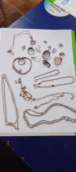 Купить Лом или горсть серебро 925 70,44g, вес изделия 73.35g в Улан-Удэ за 4850 руб.