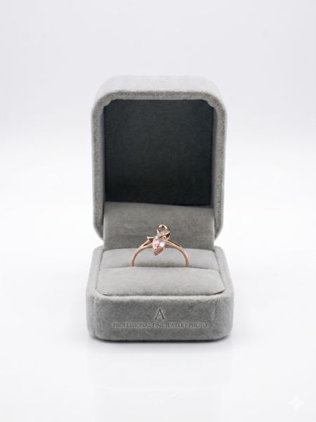 золотые кольца Кольцо золото 585 1,37g, вес изделия 1.55g, размер 18 в Иркутск