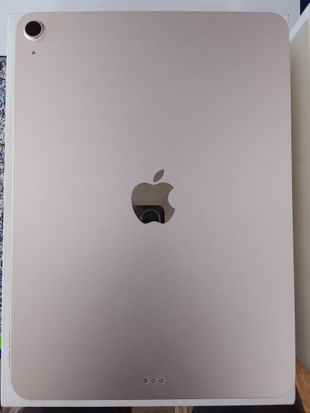 Купить Apple iPad Air 7 2025 128GB (A3266) (без SIM) в Улан-Удэ за 44000 руб.