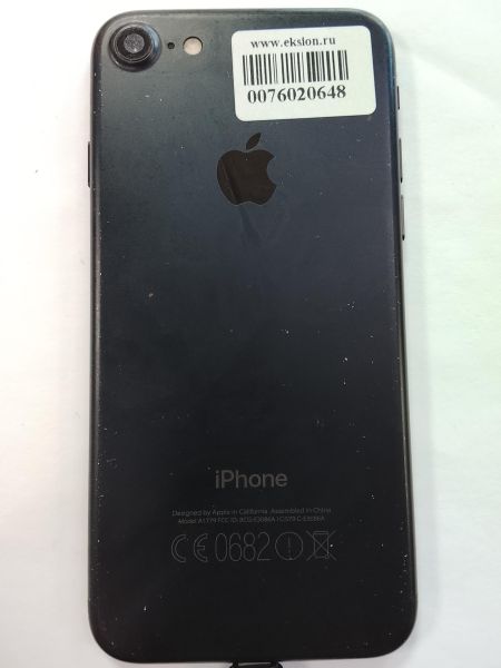 Купить Apple iPhone 7 32GB в Улан-Удэ за 3800 руб.