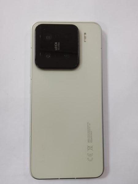 Купить Xiaomi 15 12/512GB (24129PN74G) Duos в Улан-Удэ за 39000 руб.