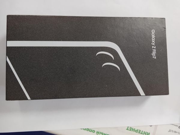 сотовый телефон Samsung Galaxy Z Flip 7 12/256GB (F766B) Duos в Улан-Удэ