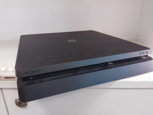 игровая приставка Sony PlayStation 4 Slim 1TB (CUH-2208B) в Улан-Удэ