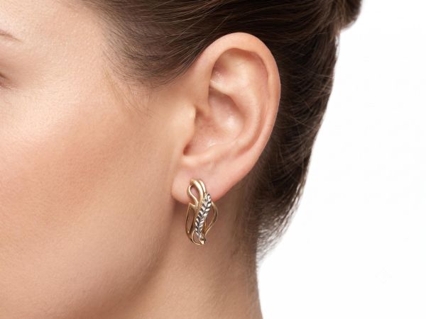 золотые серьги Серьги золото 585 1,99g, вес изделия 1.99g в Иркутск