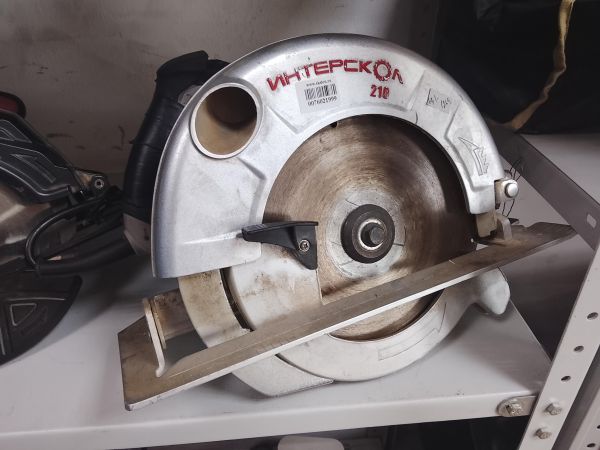 дисковая пила сетевая Интерскол ДП-210/1900М в Улан-Удэ
