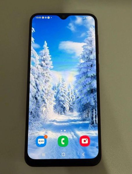 сотовый телефон Samsung Galaxy A20 3/32GB (A205FN) Duos в Зима