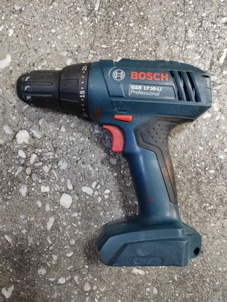 Купить Bosch GSR 1800-LI Professional с СЗУ в Зима за 5199 руб.