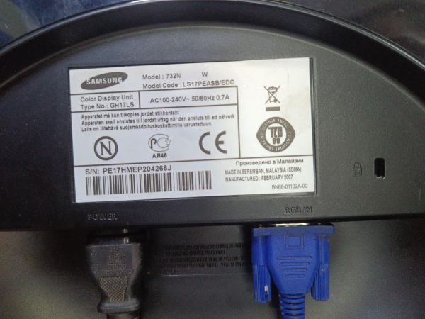 Купить Samsung SyncMaster 732N в Зима за 199 руб.