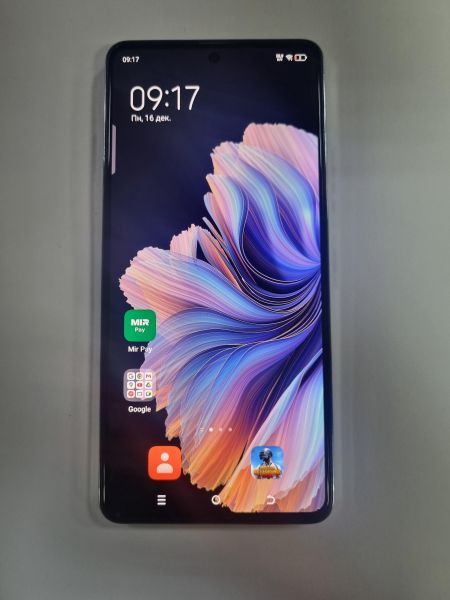 Купить TECNO Camon 20 8/256GB (CK6n) Duos в Зима за 8399 руб.