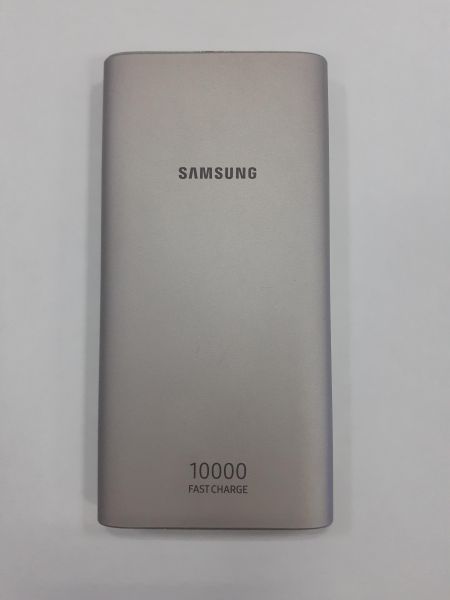 Купить Samsung EB-P1100B (10000 mAh) в Зима за 599 руб.