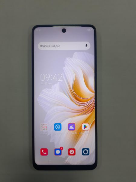 Купить TECNO Camon 19 Pro 8/128GB (CI8n) Duos в Зима за 7599 руб.