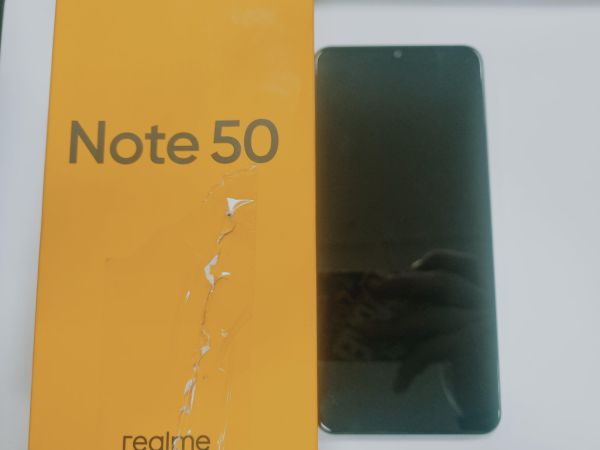 Купить Realme Note 50 4/128GB (RMX3834) Duos в Зима за 5999 руб.