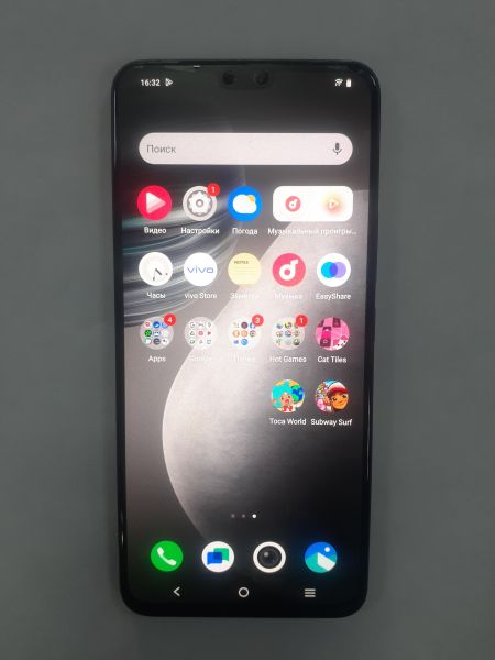 Купить Vivo V23 8/128GB (V2130) Duos в Зима за 8750 руб.
