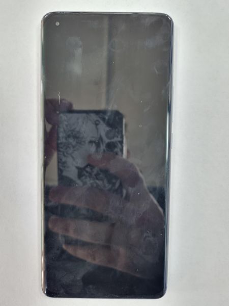 Купить Xiaomi Mi 11 8/256GB (M2011K2G) Duos в Зима за 20550 руб.