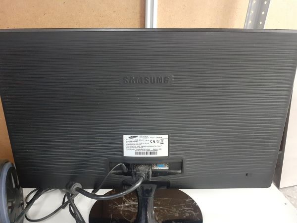Купить Samsung S24B150BL в Зима за 3600 руб.