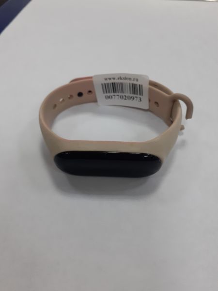 Купить Xiaomi Mi Smart Band 3 (XMSH05HM) с СЗУ в Зима за 450 руб.