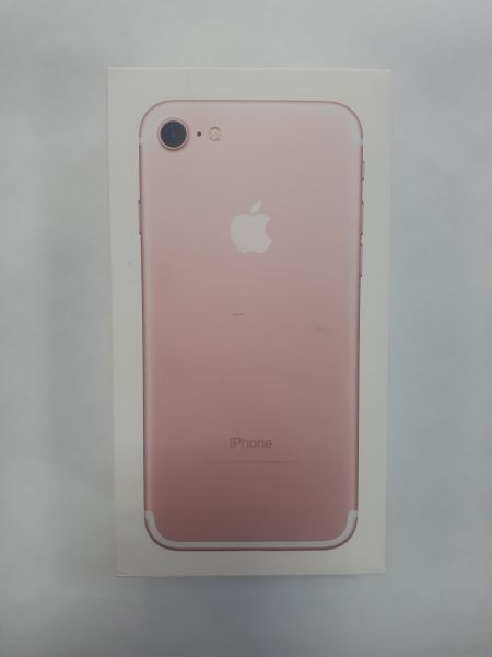 Купить Apple iPhone 7 32GB в Зима за 3700 руб.