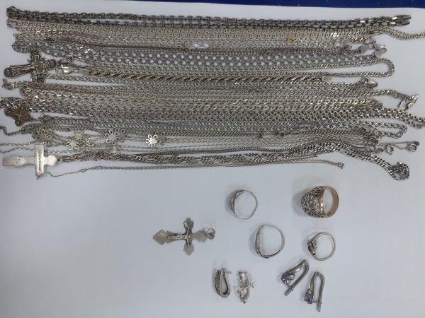 Купить Лом или горсть серебро 925 150,00g, вес изделия 150g в Зима за 10500 руб.
