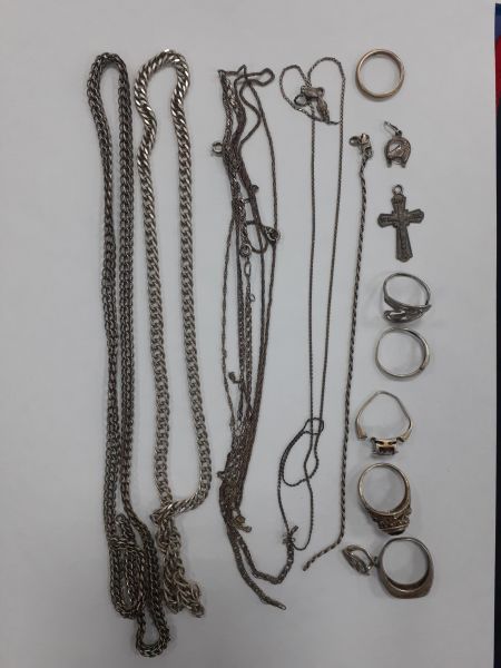 Купить Лом или горсть серебро 925 81,22g, вес изделия 83.72g в Зима за 5600 руб.