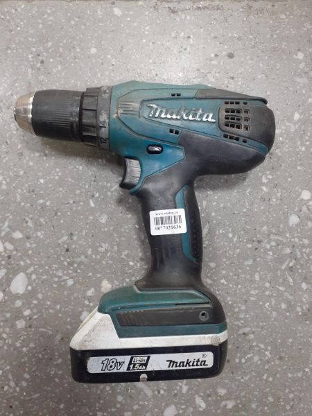 Купить Makita DF457D/WE с СЗУ в Зима за 3700 руб.