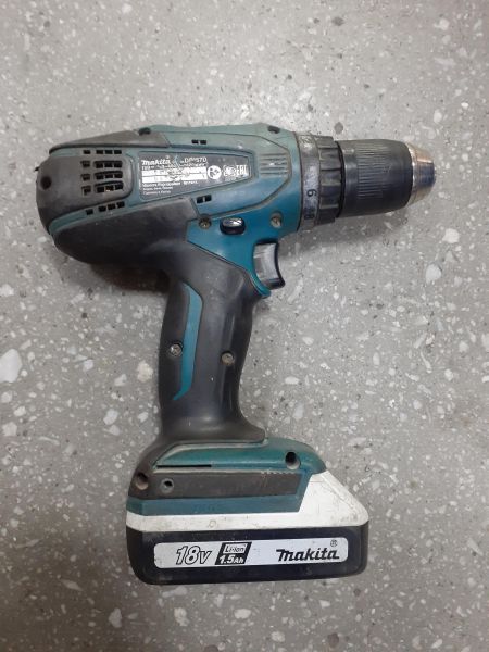 Купить Makita DF457D/WE с СЗУ в Зима за 3700 руб.