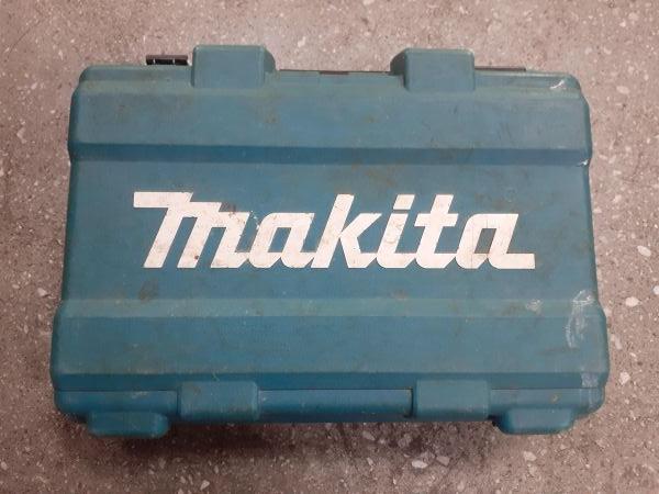Купить Makita DF457D/WE с СЗУ в Зима за 3700 руб.