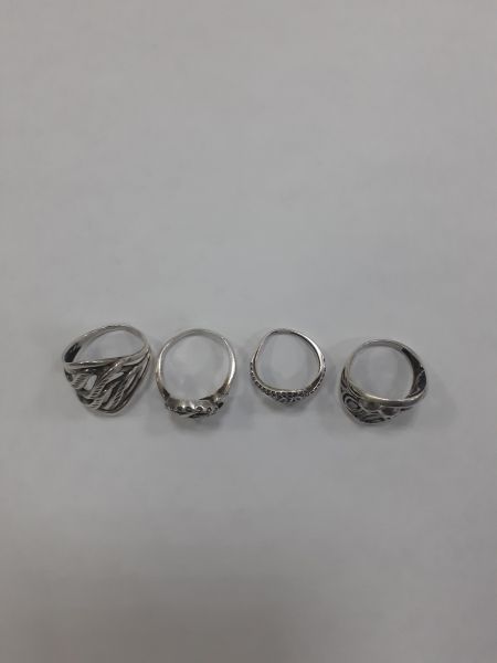 Купить Лом или горсть серебро 925 9,65g, вес изделия 10.37g в Зима за 950 руб.