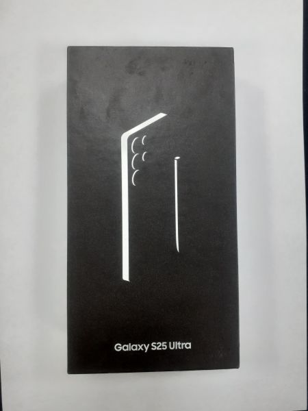 Купить Samsung Galaxy S25 Ultra 12/1TB (S938B) Duos в Зима за 75900 руб.
