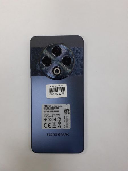 Купить TECNO Spark 30 8/128GB (KL6) Duos в Зима за 6000 руб.