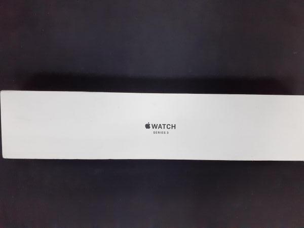 Купить Apple Watch Series 3 38mm (A1858) с СЗУ в Зима за 2000 руб.