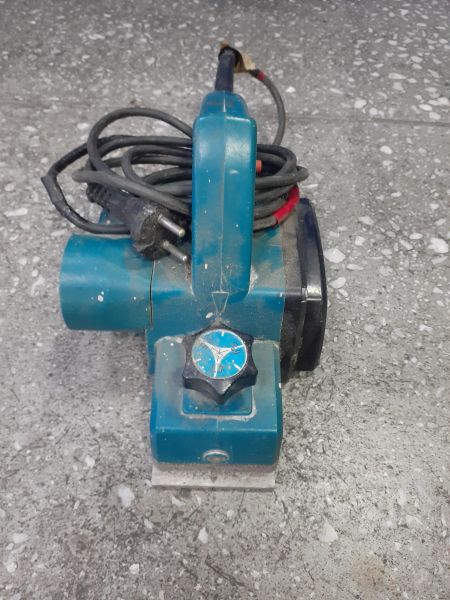 Купить Makita M1902 в Зима за 1800 руб.