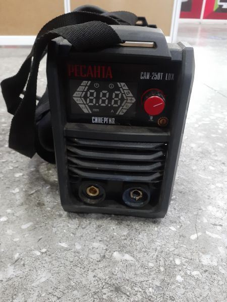 Купить РЕСАНТА САИ 250T LUX в Зима за 3700 руб.