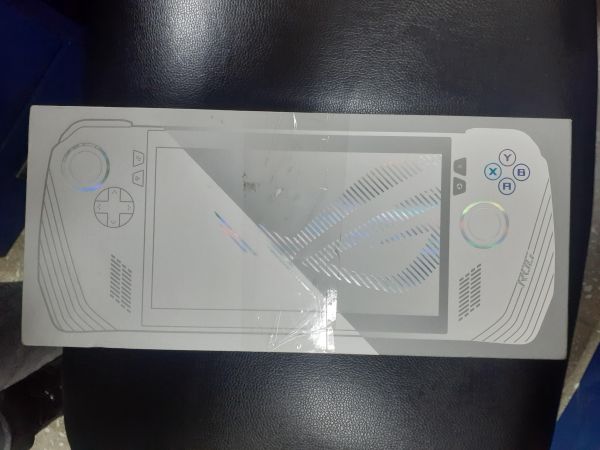 Купить ASUS ROG Ally (RC71L) 512GB в Зима за 37400 руб.